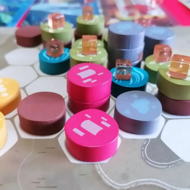 Proviamo Harmonies @asmodeeitalia 

#giochidatavolo #boardgames #brettspiel #jeudesociete #jeuxdesociete #jeuxdesociété #juegosdemesa #jogosdetabuleiro #tabletopgamer #planszowki #planszówki #boardgamegeek #ボードゲーム #настольныеигры #gryplanszowe